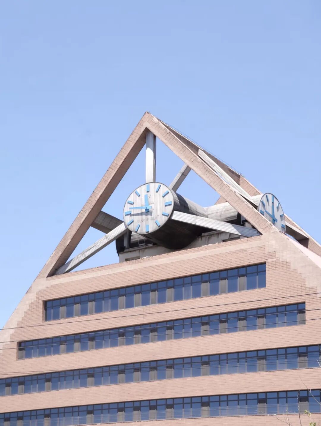 1756368987736017027.jpeg 1756368987736017027.jpeg